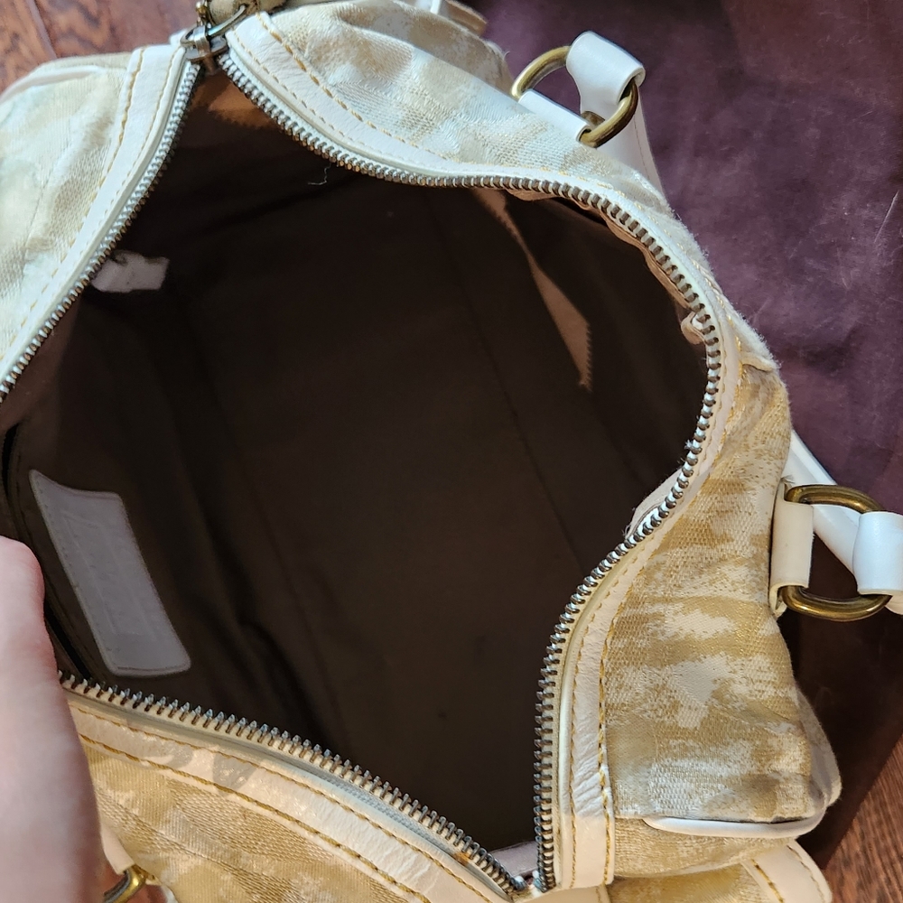 Authentic Coach Handbag - Picture 5 of 6